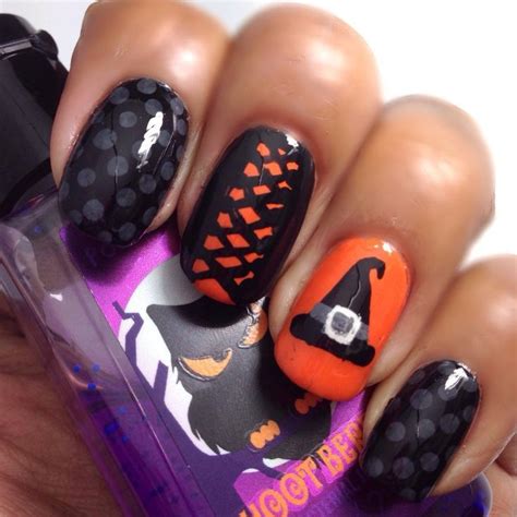 Sally Hansen Enthralling Witch: The ultimate Halloween nail collection